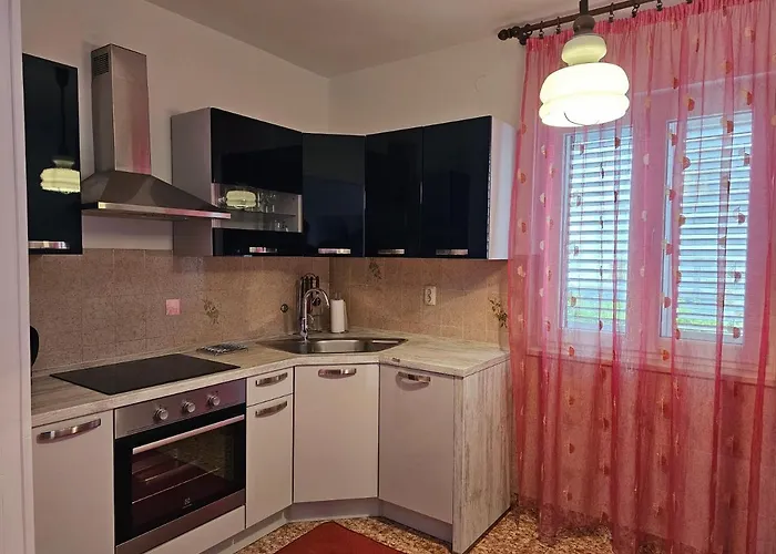 Apartment Karlo *