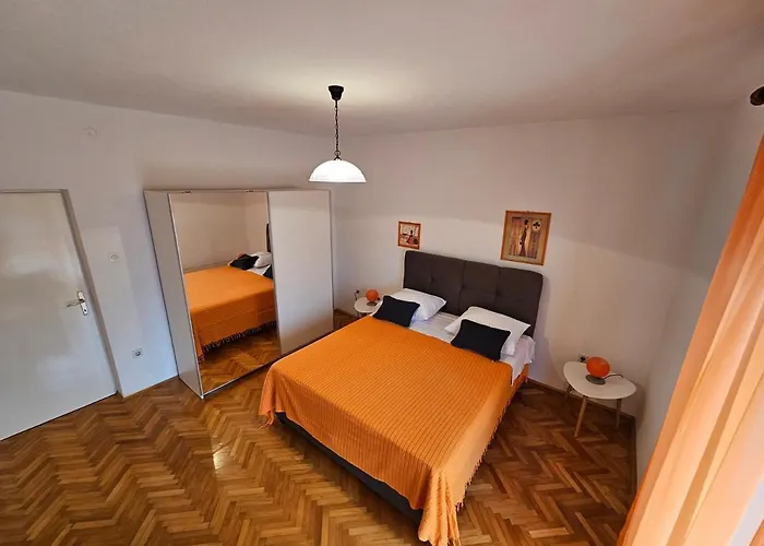 Karlo Apartment Trogir